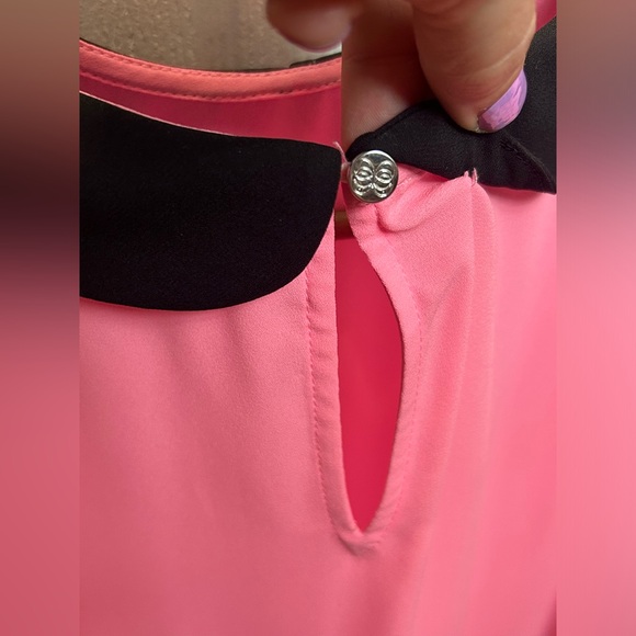CeCe Hot Pink Black Doll Collar Short Sleeve Blouse - Picture 6 of 11